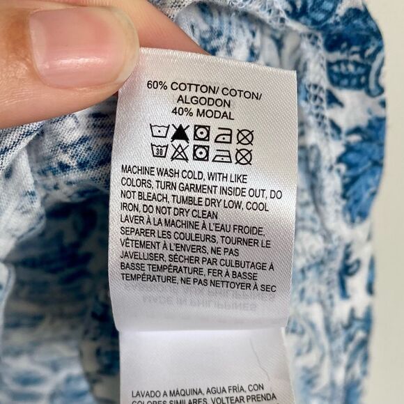 Lucky Brand Blue Floral Oversized Comfy Cropped Tee Tie Neck Top Size Medium - Picture 6 of 8